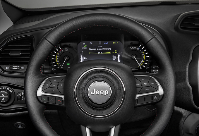 Jeep Renegade 4xe : au volant de la Jeep hybride rechargeable
