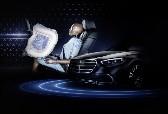 Mercedes S-Klasse: airbags voor de achterpassagiers #1