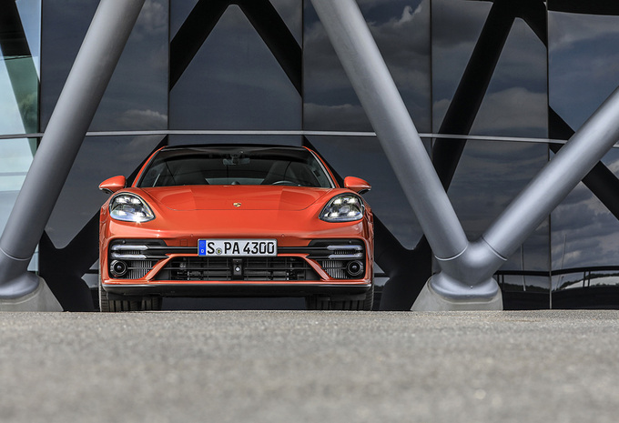 Porsche Panamera: facelift met nieuw motorengamma #13