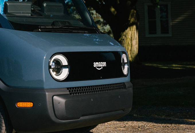 Amazon presenteert elektrische bestelwagen van Rivian #1