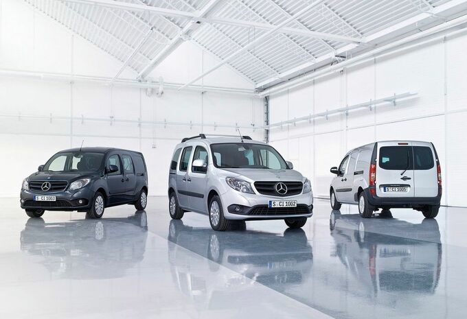 Renault a vendu sa participation chez Daimler #1