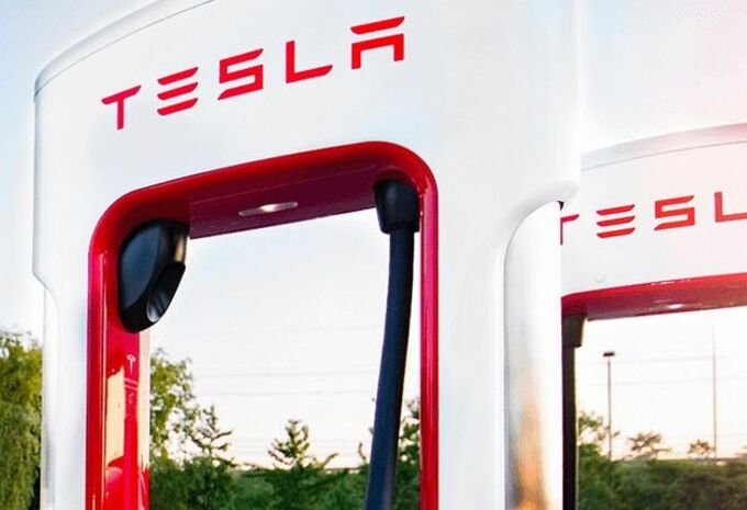 Tesla veut produire 10.000 Superchargers par an #1