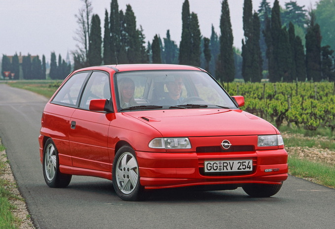 Opel Astra F de 1991 : la plus vendue des Opel #1