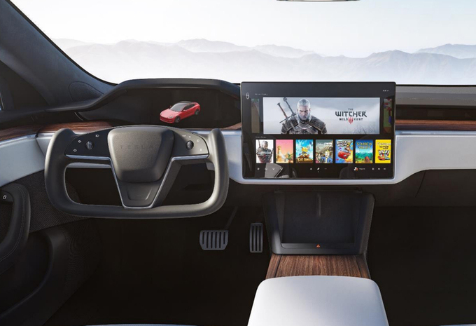 Tesla Model S Yoke steering wheel