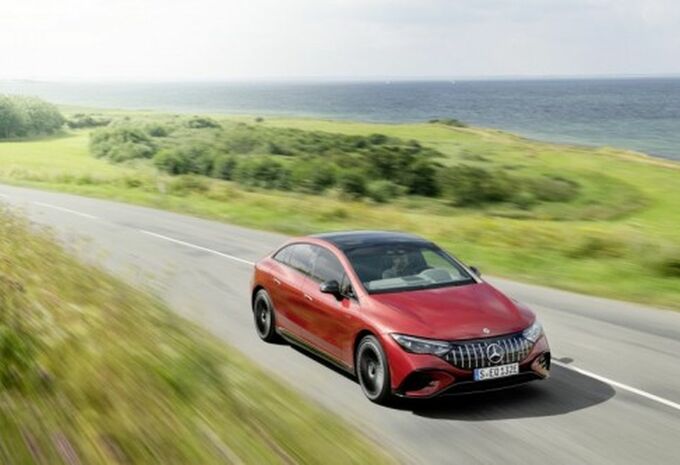 Mercedes-AMG EQE 43 en EQE 53 (2022)