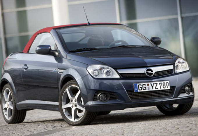 Opel Tigra Twin Top Linea Nera #1