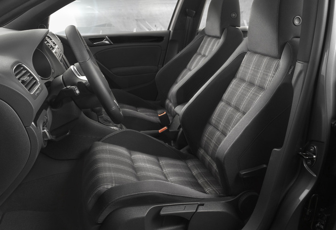 Volkswagen Golf GTD #6