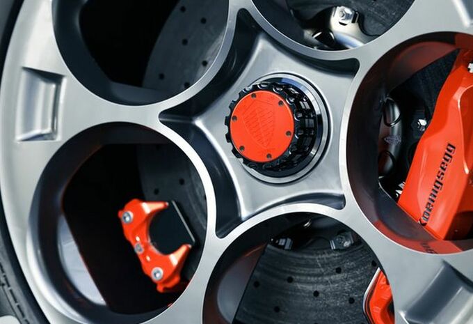 Koenigsegg CC850: automaat en manueel in één! #12