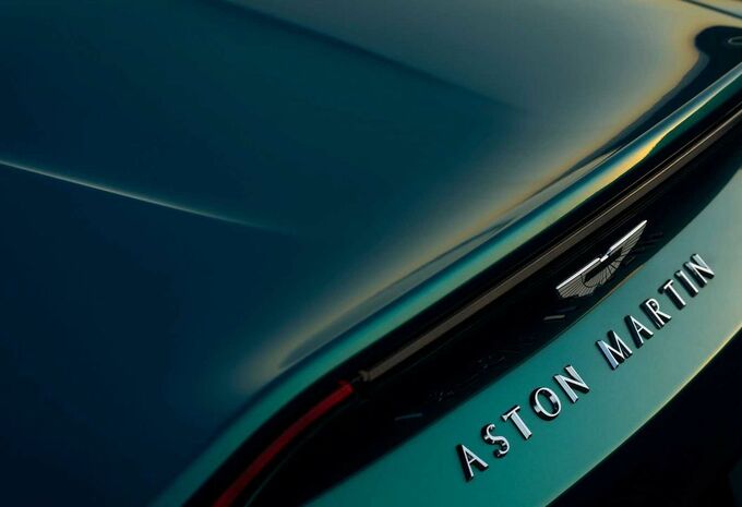 Laatste open doekje voor de Aston Martin V12 Vantage Roadster #11