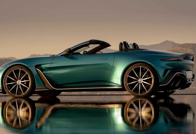 Laatste open doekje voor de Aston Martin V12 Vantage Roadster #2