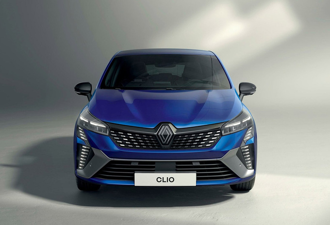 2023 New Renault Clio Facelift