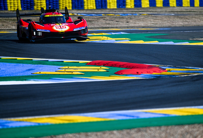 Ferrari s'offre la première ligne aux 24 Heures du Mans #1