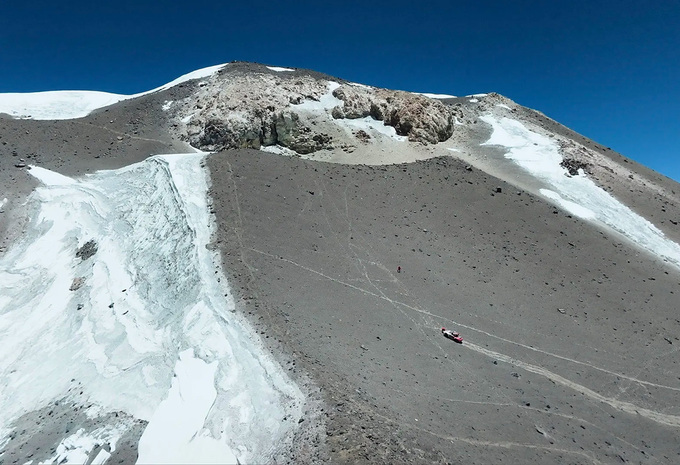 2023 Altitude record Porsche 911 - Romain Dumas - HIF Chile