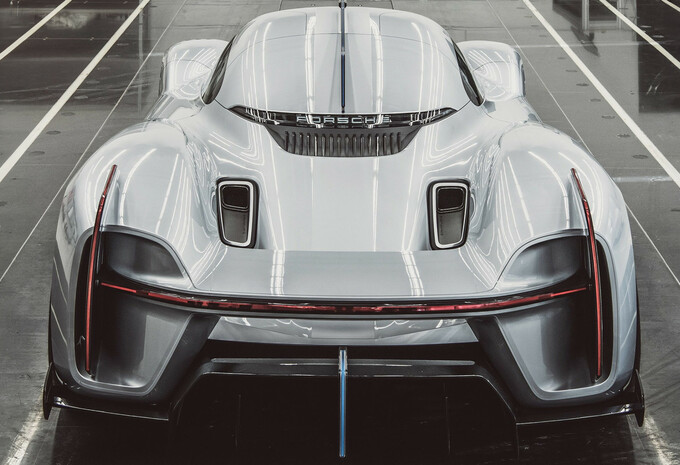 Porsche stelt EV-plannen bij en investeert weer in verbrandingsmotoren