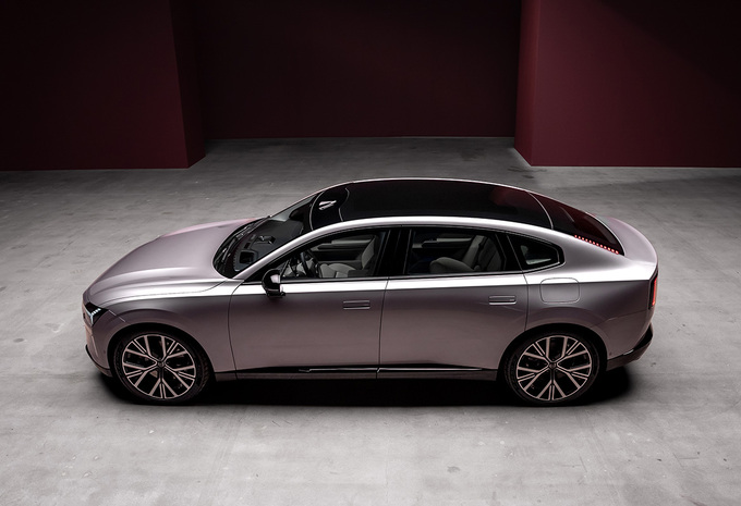 2025 Volvo ES90