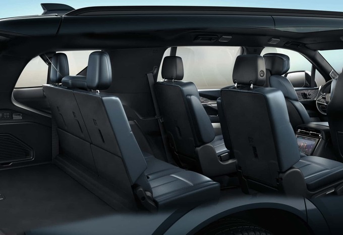 Cadillac Escalade IQL is groot, groter, grootst #6