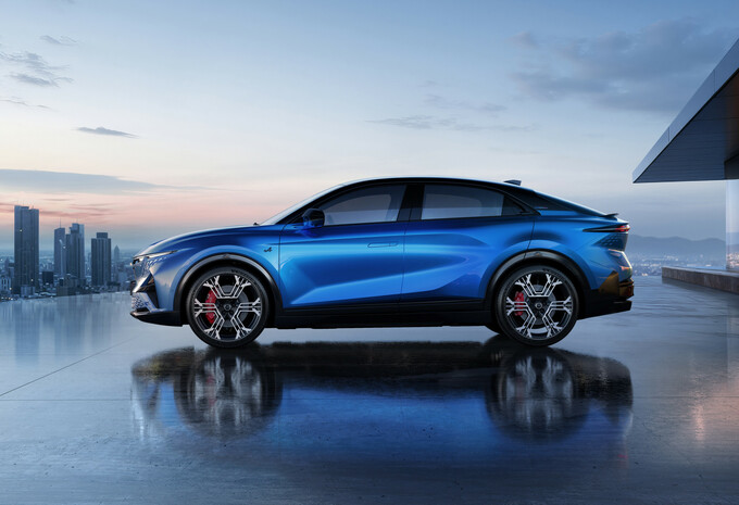 Officieel: Alpine A390 SUV (2025) - de Macan van Renault