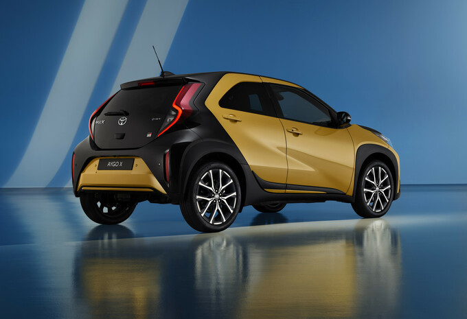 2025 Toyota Aygo X Hybrid 115