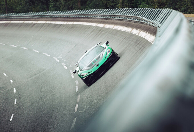 0-100 in 1,7 seconden: Rimac Nevera R zet 24 nieuwe snelheidsrecords