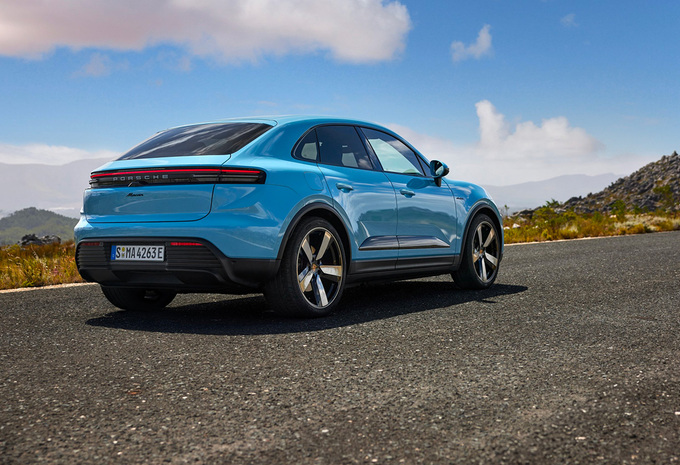 Porsche Macan EV