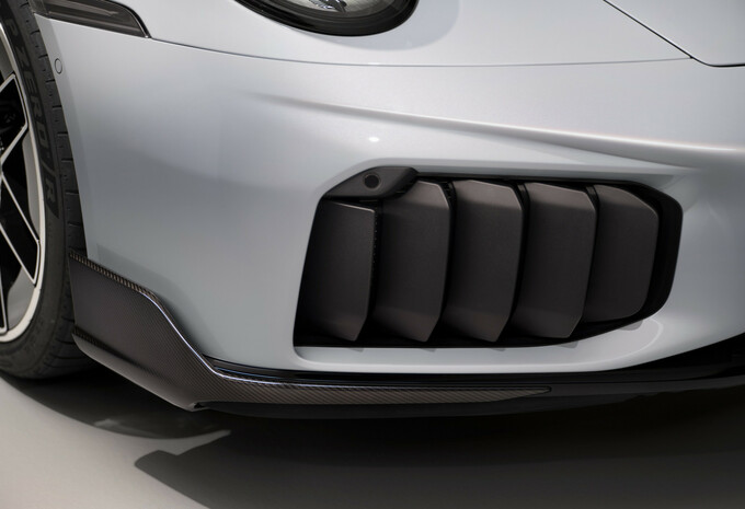 2025 Porsche 911 Turbo S T-Hybrid