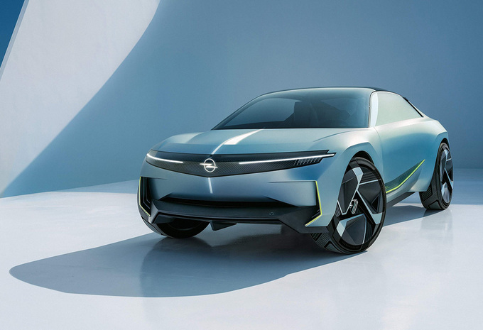 Geen comeback Opel Manta als elektrische SUV?