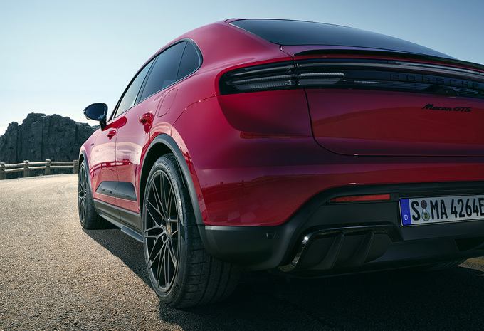 2025 Porsche Macan 