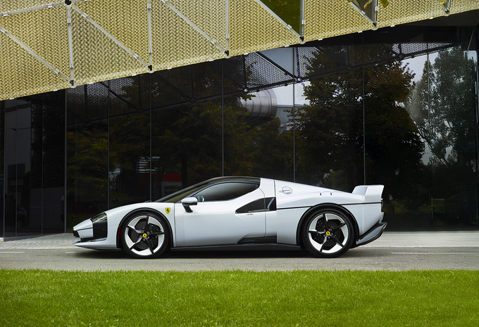 Ferrari SC40 : inspirée par la F40 #5