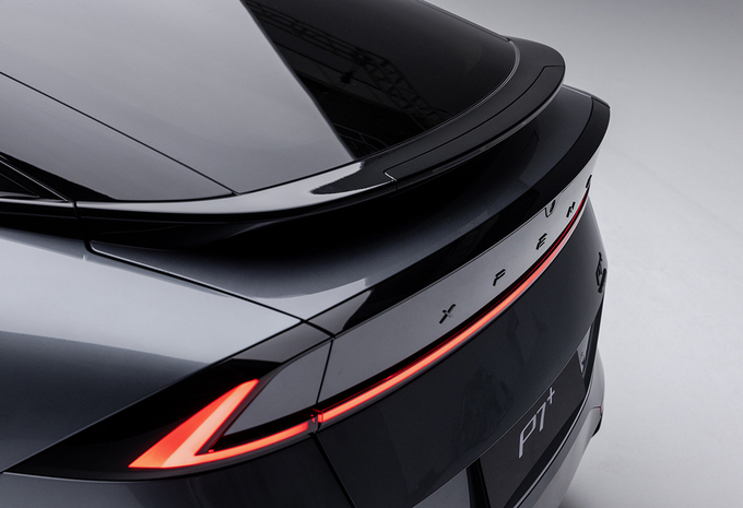 XPENG P7+ : de 10 à 80 % en 12 minutes #14