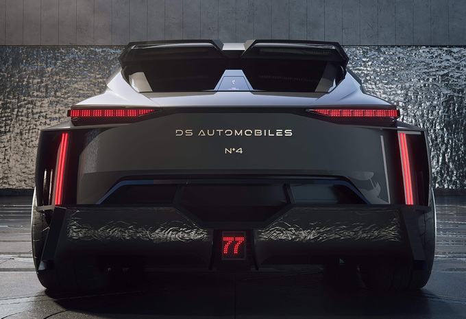 DS N°4 Taylor Made : une première mondiale déjantée au Salon de l'Auto de Burxelles #4