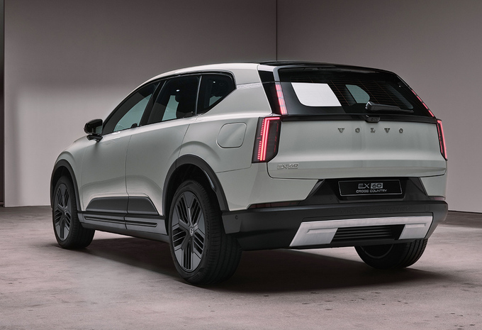 Nouveau Volvo EX60 (et EX60 Cross Country) : la Neue Klasse de BMW dans le viseur ! #3