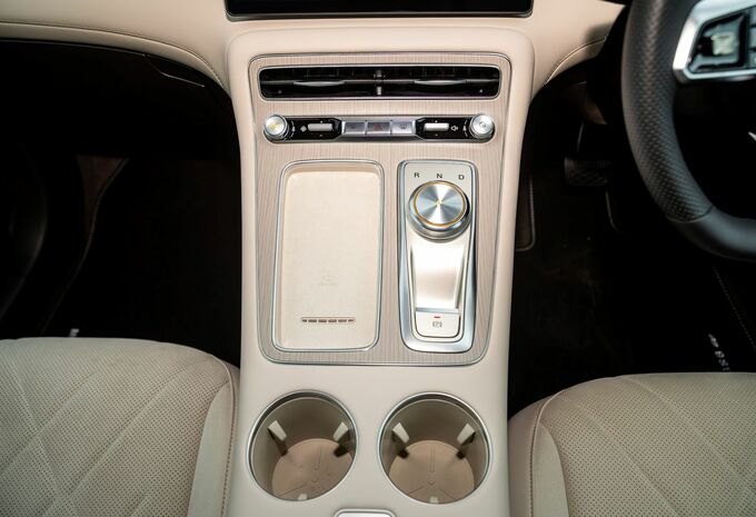 MG zet elektrisch offensief verder met S6 EV #16