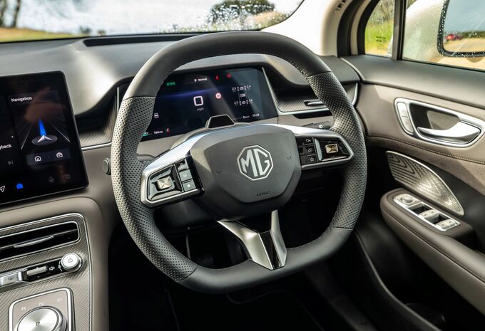 MG zet elektrisch offensief verder met S6 EV #14