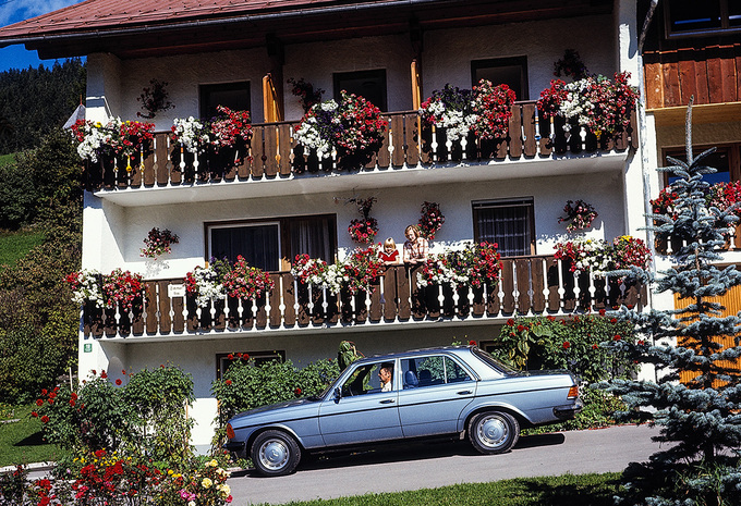 Mercedes-Benz W123: 50 jaar robuustheid en comfort #5
