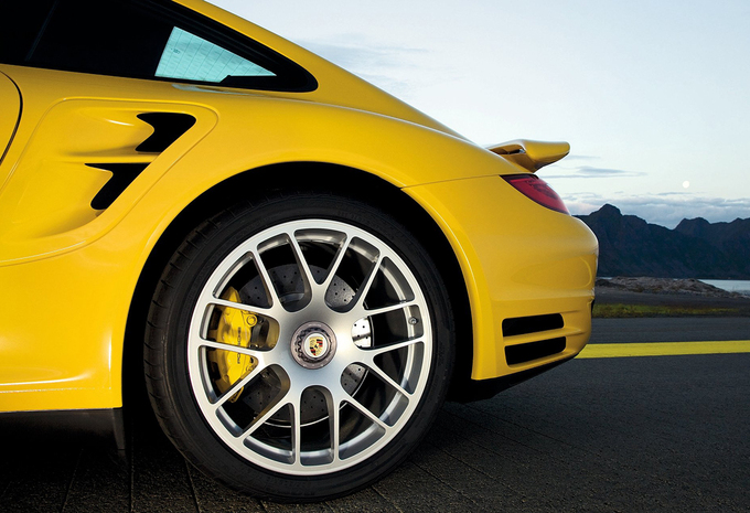 Tot 300.000 km teruggedraaide teller: de extreemste fraudegevallen op de tweedehandsmarkt