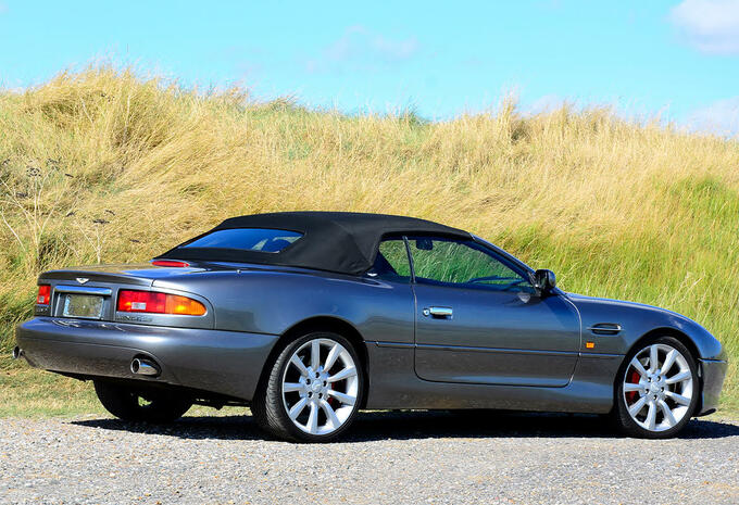 Les oldtimers oubliées: une Aston Martin DB7 plutôt qu’une Ferrari 550/575 ? #5