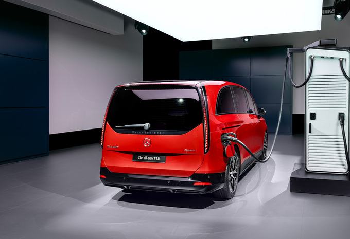 Mercedes-Benz VLE (2026)