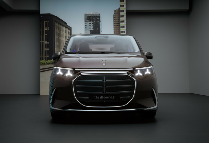 Mercedes-Benz VLE (2026)