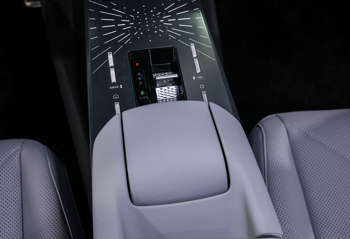 Nouveau DS N°7 : nouveau nom, même concept #11