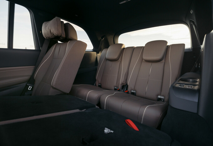 Dans la foulée du GLE, Mercedes met à jour le GLS en 2026 #12