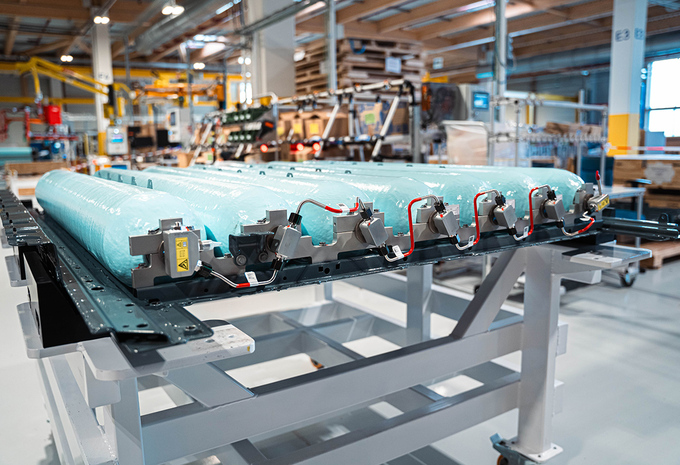 BMW iX5 Hydrogen new tank