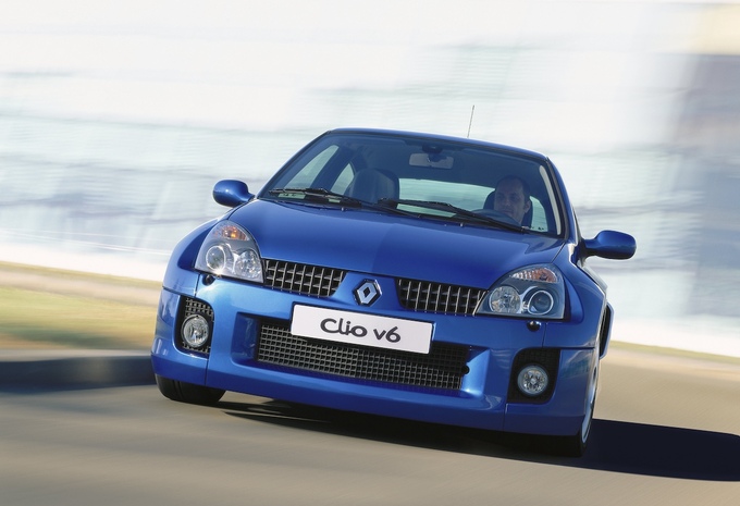 Les oldtimers oubliées : une Renault Clio V6 plutôt qu’une R5 Turbo? (10/15) #5