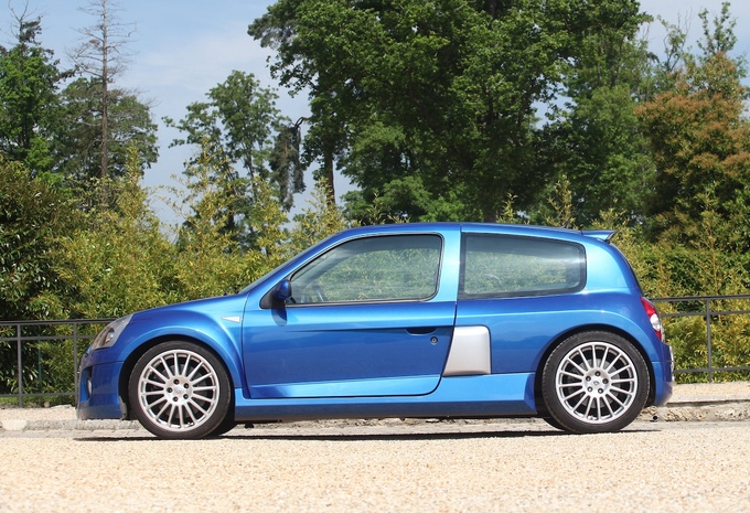 Les oldtimers oubliées : une Renault Clio V6 plutôt qu’une R5 Turbo? (10/15) #8