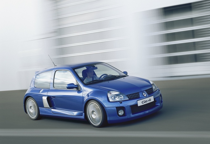 Les oldtimers oubliées : une Renault Clio V6 plutôt qu’une R5 Turbo? (10/15) #4