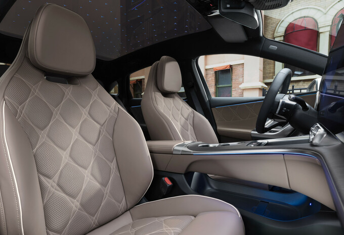 Mercedes Classe C with EQ Technology: future star étoilée? #8