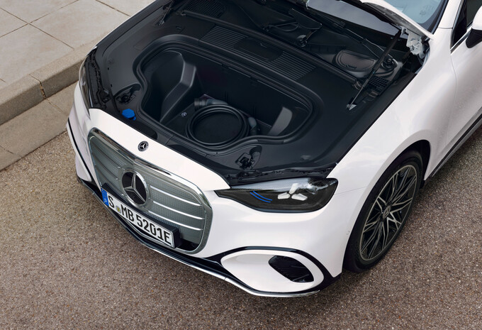 Mercedes Classe C with EQ Technology: future star étoilée? #6