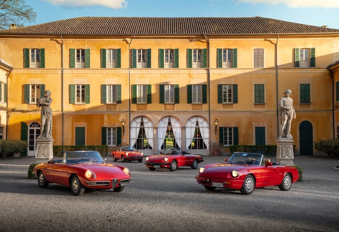 Alfa Romeo Spider / Duetto - 60 years