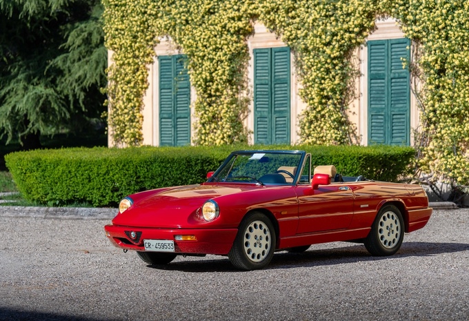 Alfa Romeo Spider / Duetto - 60 years