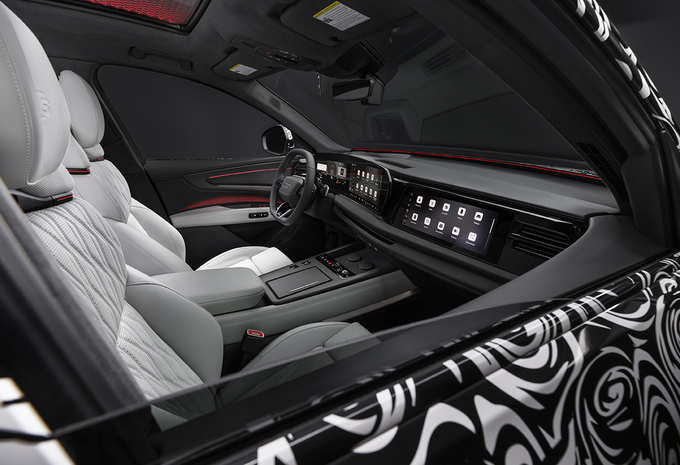 Audi Q9 : une première incursion dans le salon 