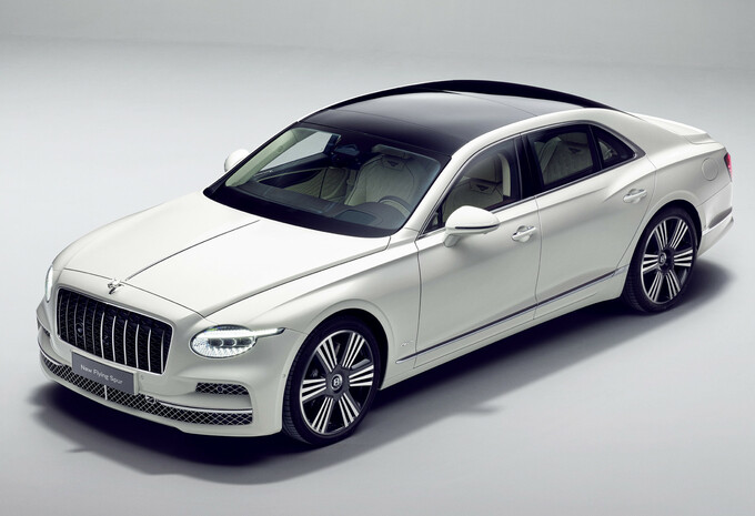 Officieel: Bentley Flying Spur (2026) - facelift met enkele koplampe